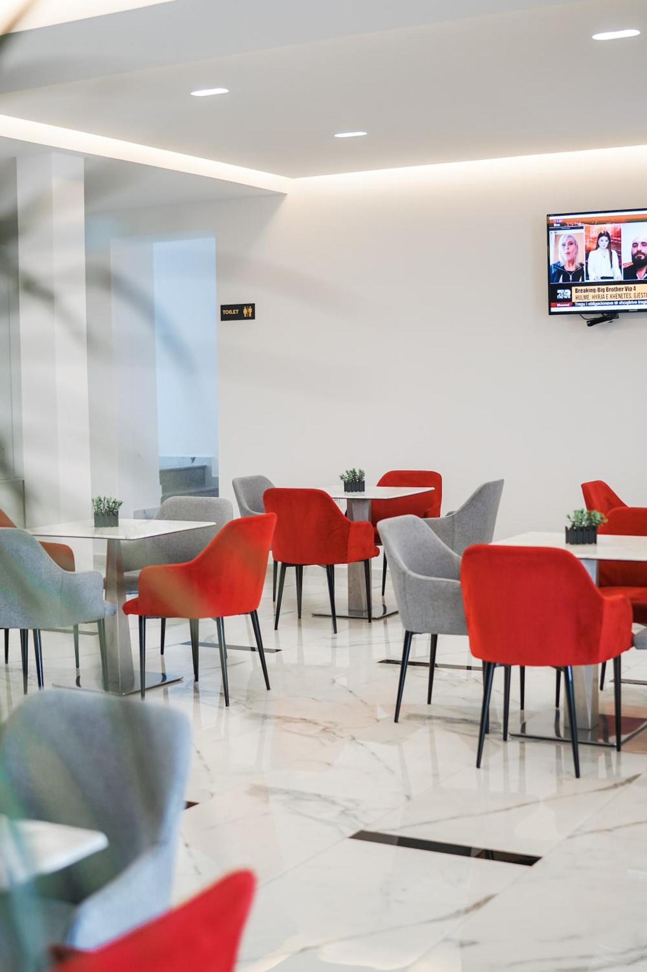 Relax Mea Hotel Sarandë Exterior foto